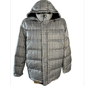 Brooks Brothers Tech Puffer XXL $240
Original price $398